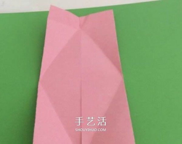 How to fold a simple triangular paper box, origami a paper box with a love lock