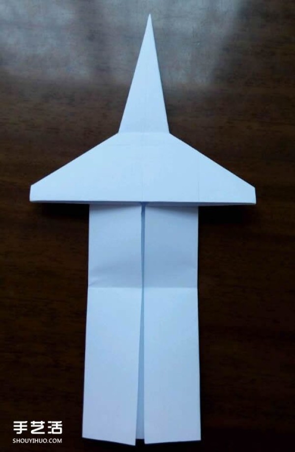 How to use paper to fold a fighter jet and illustrate how to fold an A4 paper fighter jet