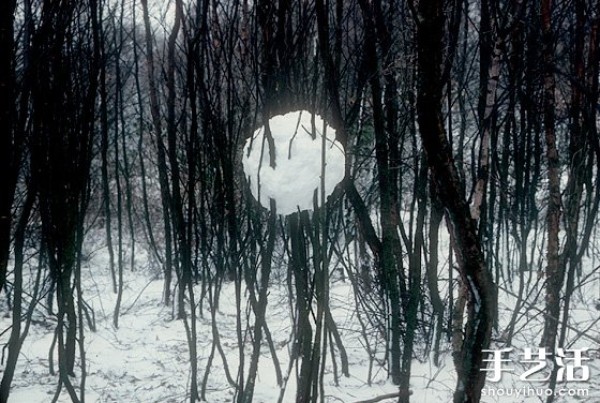 Andy Goldsworthys land sculpture art work