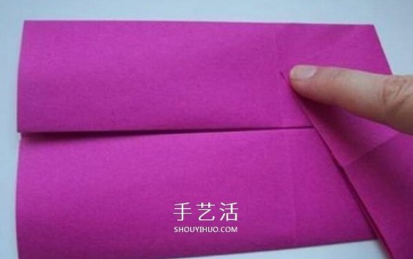 Simple shoe folding method illustrates how to fold womens paper shoes