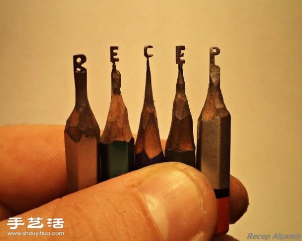 Shocking pencil lead carving. Do you want to try DIY too? 