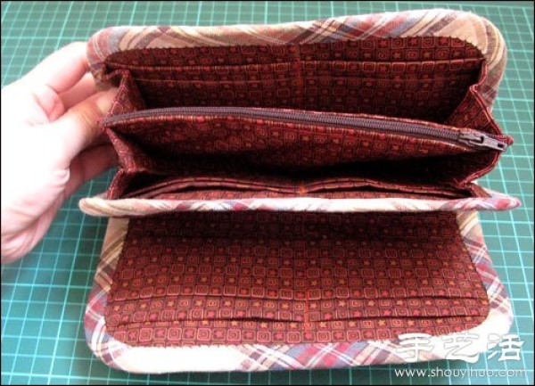 How to make a long wallet by making a homemade patchwork wallet.