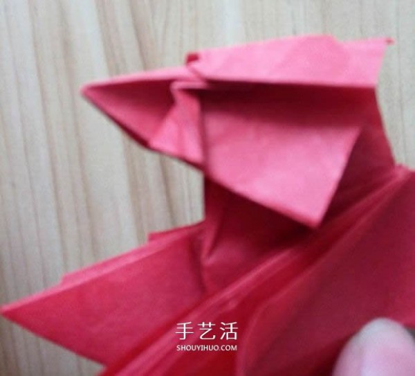 The process of folding the auspicious beast Kirin, the illustrated process of folding the Origami Tetsushi Kamiyas Kirin