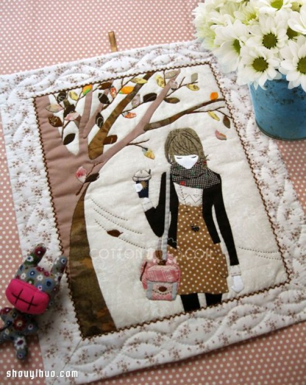 An illustrated tutorial on hand-made patchwork paintings for beautiful girls in autumn