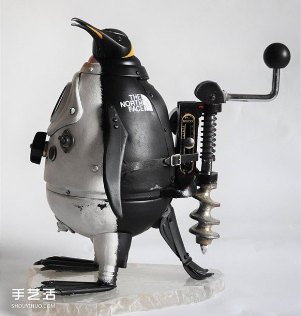 Tin trash can be turned into steampunk animals and cool gadgets can be turned into treasures