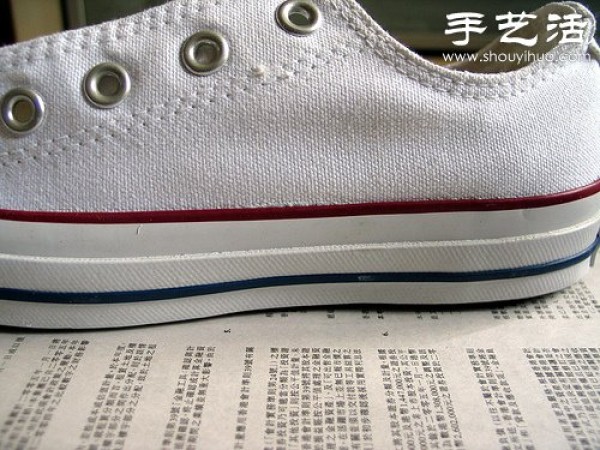 White canvas shoes handmade transformation tutorial