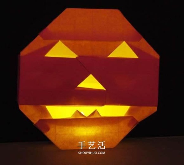 Origami illustration of three-dimensional jack-o