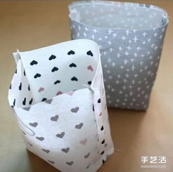 Non-woven gift bag DIY tutorial handmade fabric gift bag production illustration