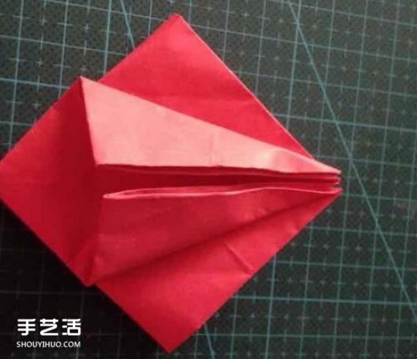 Illustrated tutorial on how to fold the origami Polaris with four corners