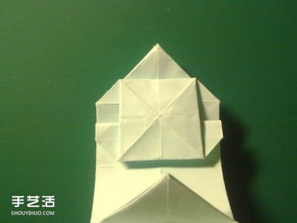 Detailed illustration of the folding process of Hatsune Miku origami