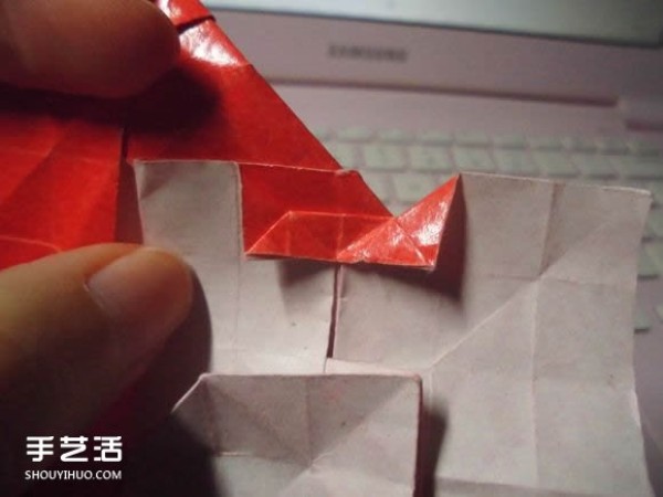 Kissing Fish Origami Illustration of the Super Complex Heart Folding Process