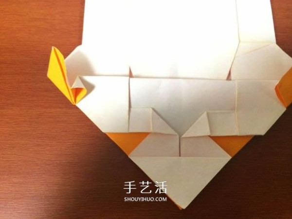 How to fold a complex three-dimensional sports car with detailed steps of origami sports car