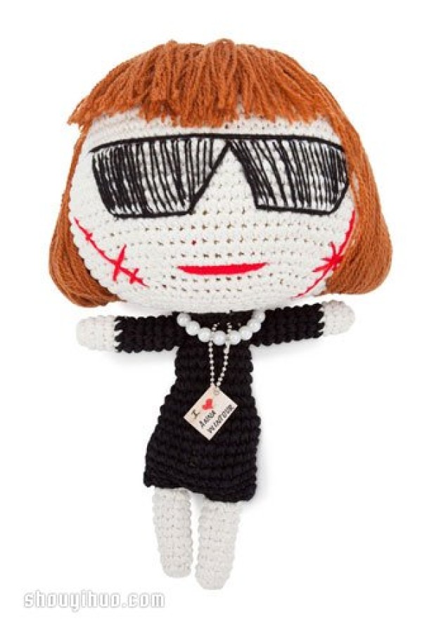 Mua Mua launches knitted dolls of fashion celebrities, can you all recognize them? 