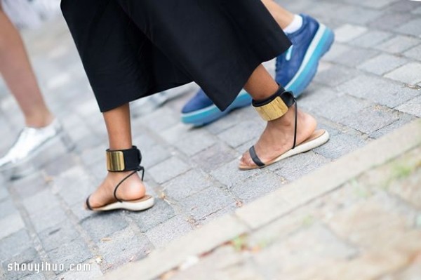 The 40 most innovative pairs of womens shoes for girls at fashion week