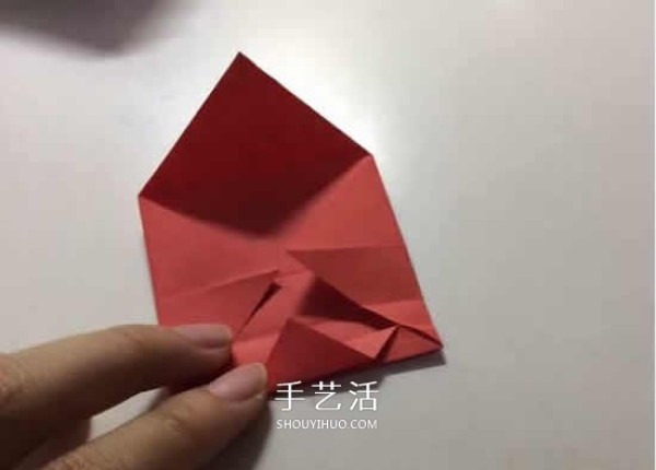 A little romantic secret! Illustration of transparent heart origami that can only be discovered by facing the light