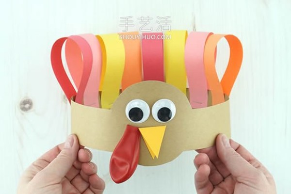 Tutorial on how to make a simple hand-made turkey headdress from cardboard