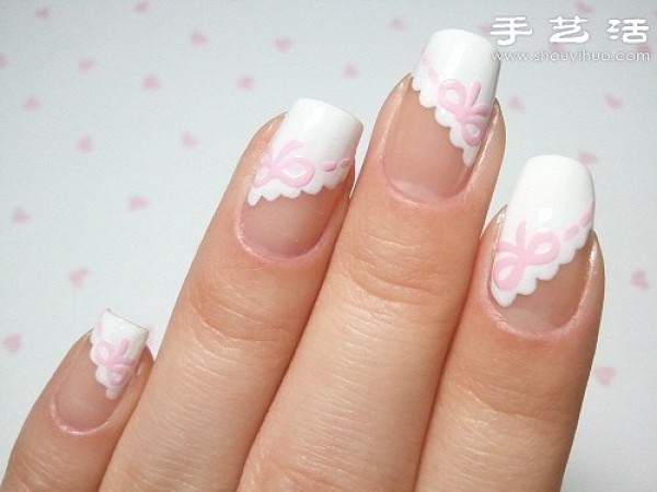 Cute and Quiet White Manicure Tutorial with Bow Pattern