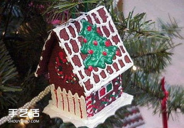 How to make a Christmas gingerbread house and illustrate how to make a DIY gingerbread house