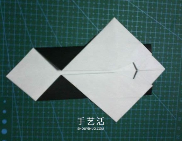 Fold a national treasure and come out! Illustration of the origami method of the cute giant panda