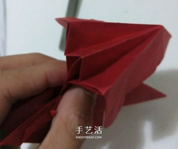 The process of folding the auspicious beast Kirin, the illustrated process of folding the Origami Tetsushi Kamiyas Kirin