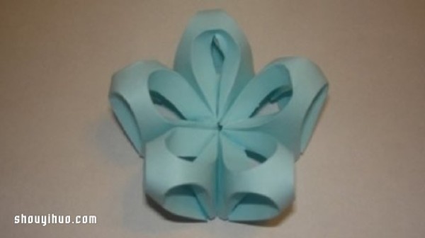 Three-dimensional flower ball origami step-by-step tutorial, cardboard origami tutorial