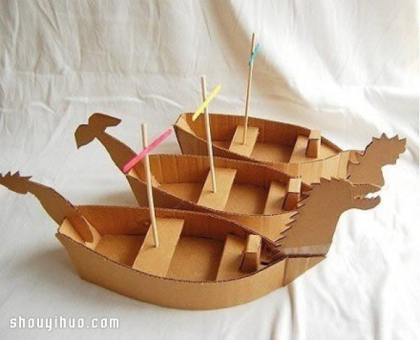 Cardboard corrugated paper DIY handmade dragon boat sailing toy model