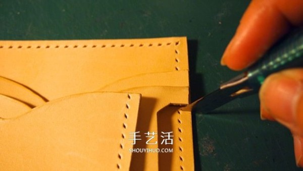 The most detailed leather art tutorial teaches you how to make a cowhide wallet step by step