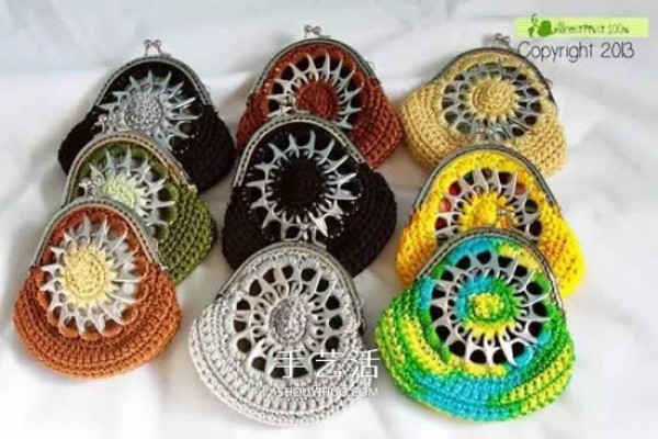 Can pull tabs can be used like this! Beautifully woven coasters and bags