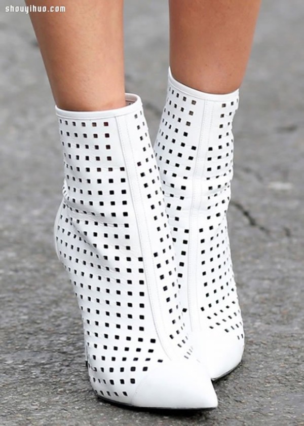 The most popular short boots in autumn and winter of 2014 have taken a fashionable step