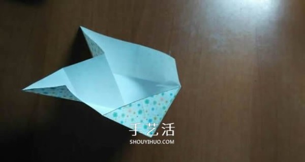 Fun magic box folding diagram and folding steps of a shrinkable box