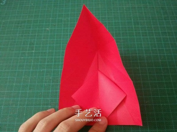 Illustrated tutorial on how to fold the Christmas crane How to fold the Christmas crane