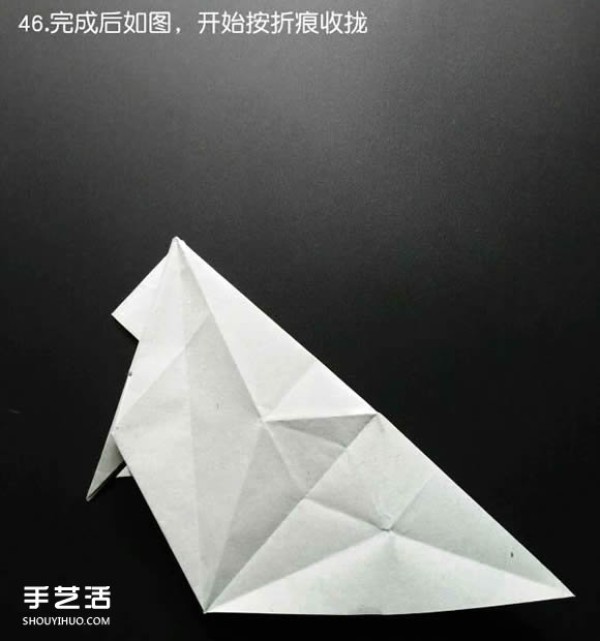 Super complex origami shark illustration, detailed steps for folding a three-dimensional shark