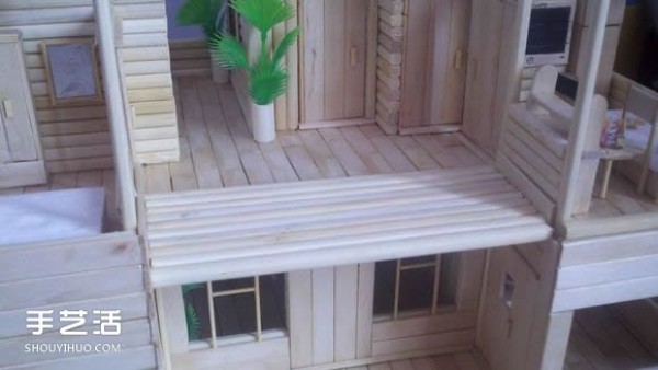 Disposable chopsticks are used to hand-make a life-like villa model, the steps are complete! 