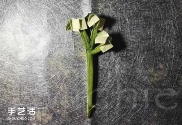 Sansheng Rose Origami Illustration: Fold Three Roses from One Piece of Paper