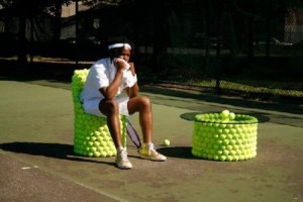 Environmental DIY: Beautiful jewelry made from old tennis balls