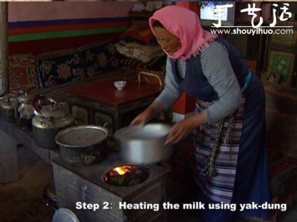 Handmade northern Tibetan yogurt is pure and natural and has a shelf life of only two days