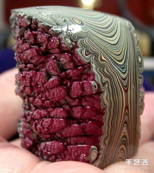 Unnatural mineral Detroit agate industrial waste turned into beautiful ore