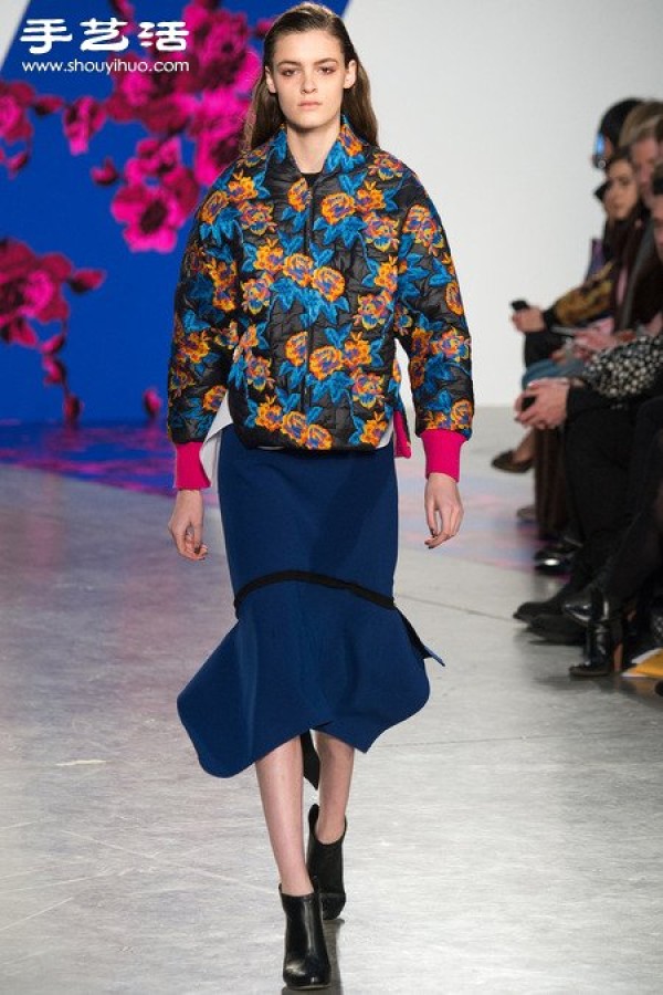 The 2014 autumn and winter clothing series breaks the dullness of autumn and winter, and a hundred flowers bloom