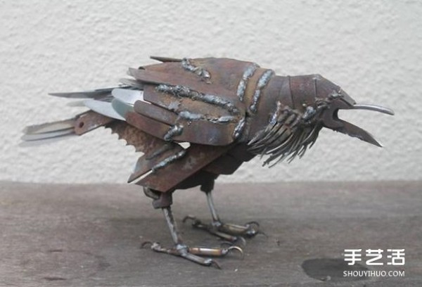 Turn scrap metal into treasure to DIY kingfishers, blue butterflies, magpies and other animals