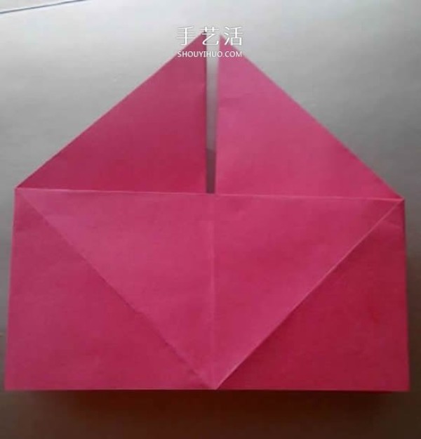 Childrens simple origami box tutorial: Illustration of the folding method of a tripod-shaped paper box