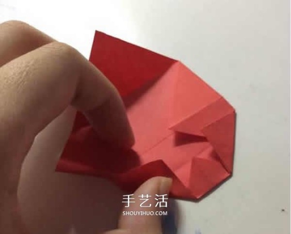 A little romantic secret! Illustration of transparent origami heart that can only be discovered by facing the light