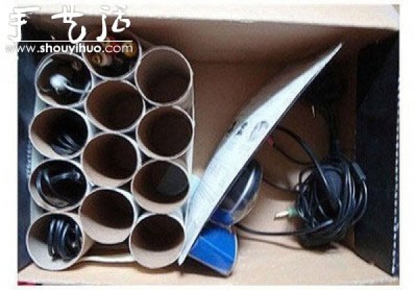 Toilet paper roll DIY wire storage box