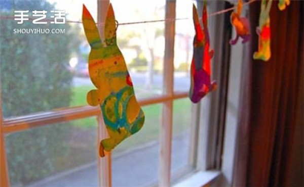 Easter/Mid-Autumn Festival Decoration: Making Rabbit Ornaments in Kindergarten Classroom