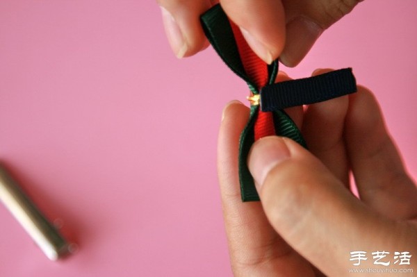 The simplest way to make a bow/bow hairpin