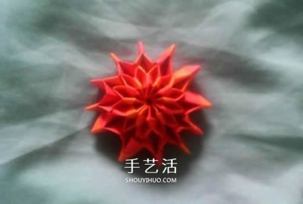 Illustration of the folding method of handmade paper fireworks, step-by-step diagram of the method of origami fireworks