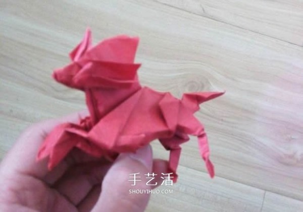 The process of folding the auspicious beast Kirin, the illustrated process of folding the Origami Tetsushi Kamiyas Kirin