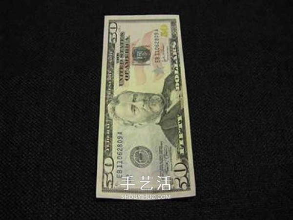 How to fold a U.S. dollar Christmas tree with illustrations and steps for paper money origami Christmas tree