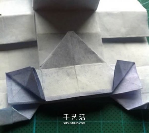 Naoyuki Tanitas origami tutorial, illustrations of how to fold a cute tissue box