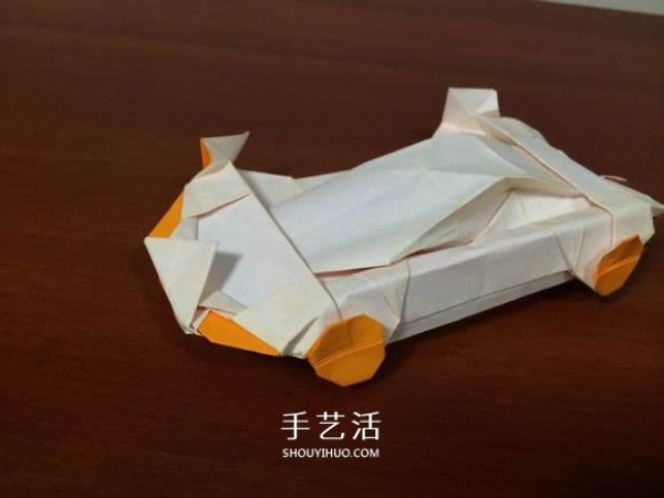 How to fold a complex three-dimensional sports car with detailed steps of origami sports car