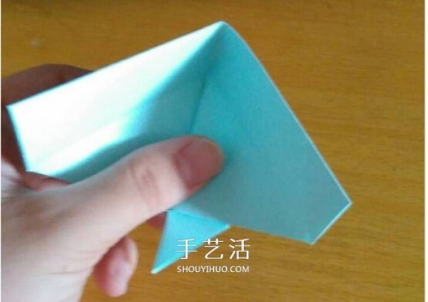 How to fold a windmill box, illustrated tutorial on how to fold a square windmill gift box